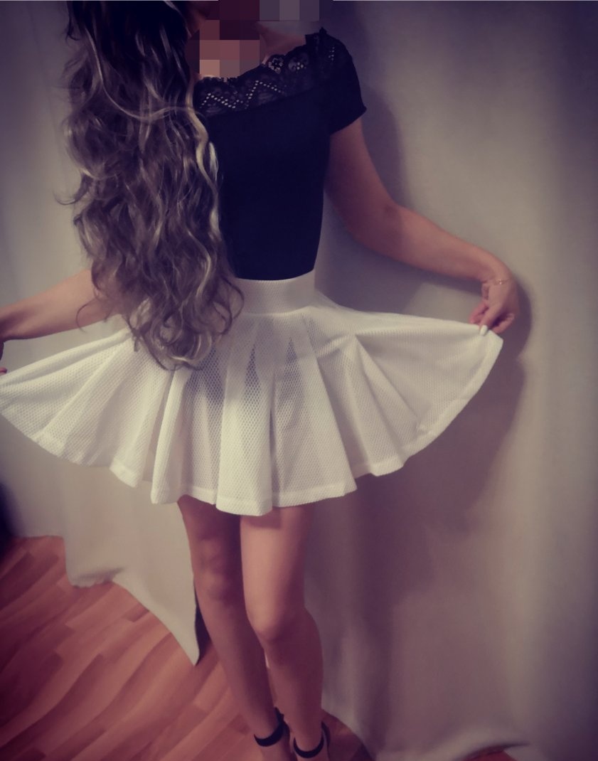 Надя привлекальеная девушка из Голубовки цена от 3500 руб