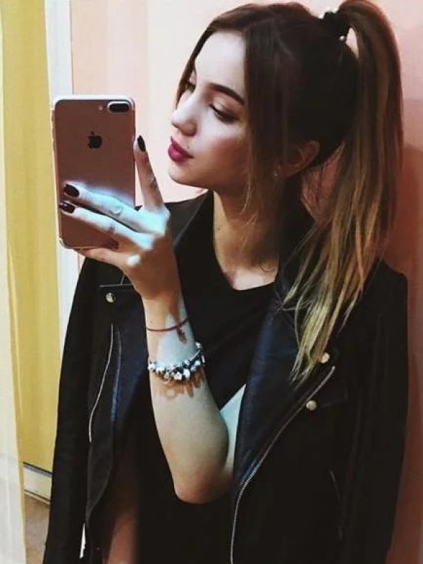 Инга привлекательная девушка из Голубовки цена от 3500 руб