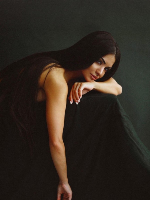 Рада привлекательная девушка из Голубовки цена от 8000 руб