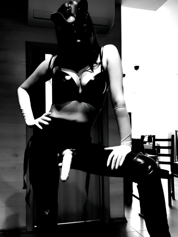 Госпожа привлекательная девушка из Голубовки цена от 3000 руб